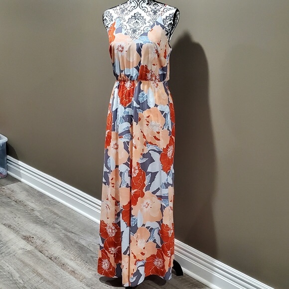 LOFT Dresses & Skirts - Loft Floral Slit Dress